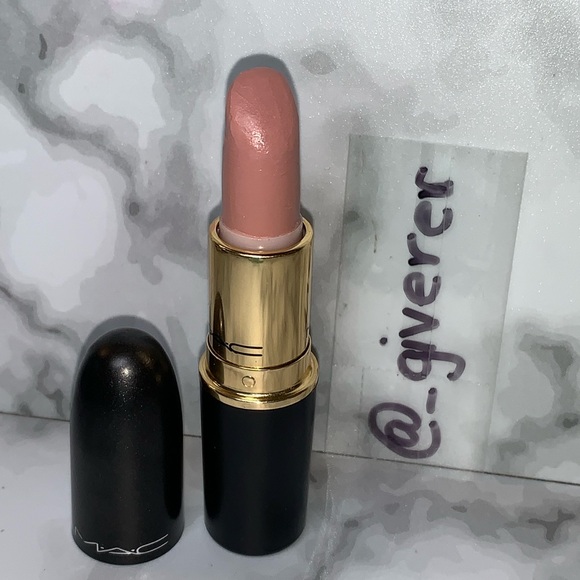 FLARE FOR FINERY LUSTRE Lipstick MAC